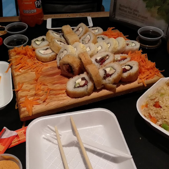 Varios Tipos de Sushi