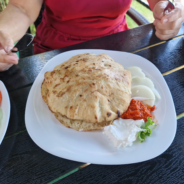 Bihacki Cevapi U Lepinji