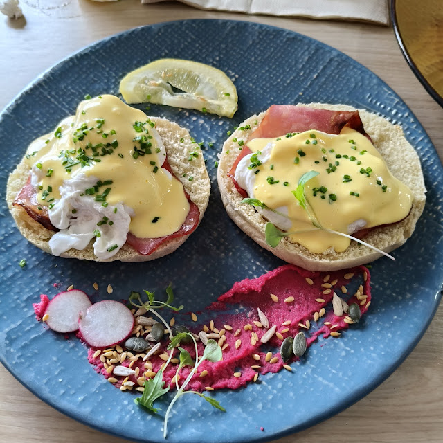 Ovos Benedict