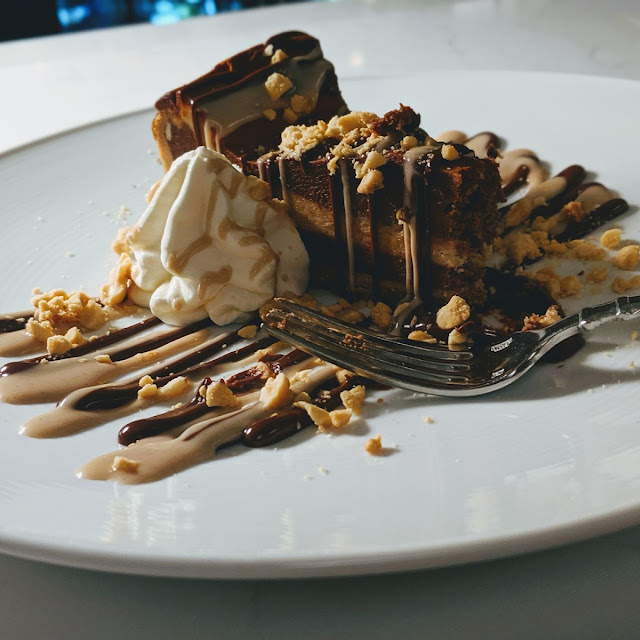 Chocolate Peanut Butter Cheesecake