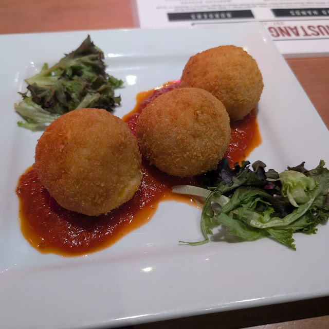 Mac and Cheese Bites