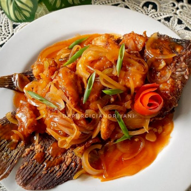 Ikan Gurame Saos Padang