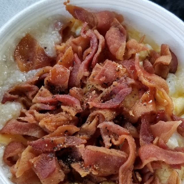 Grits Bacon and Egg Bowel