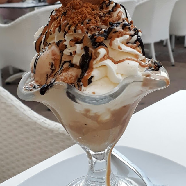 Glace