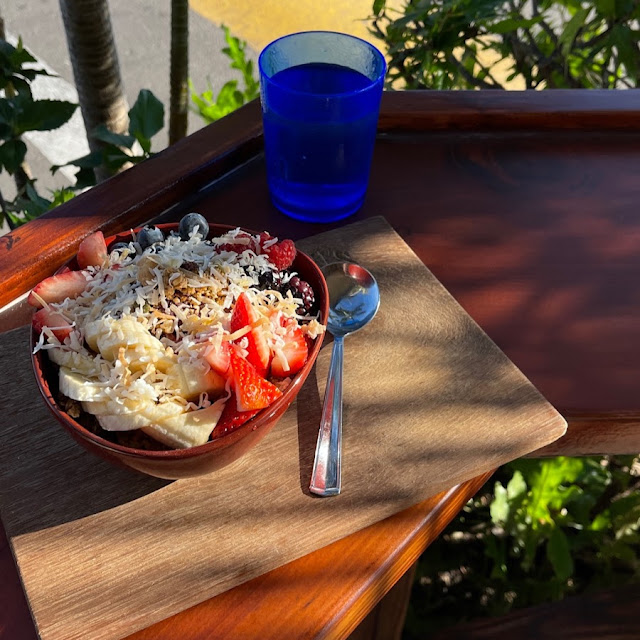 Nalu's Raw Salad