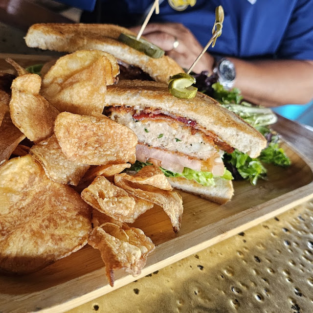 Ahi Club