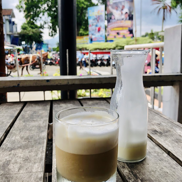 Kopi Susu Tipam