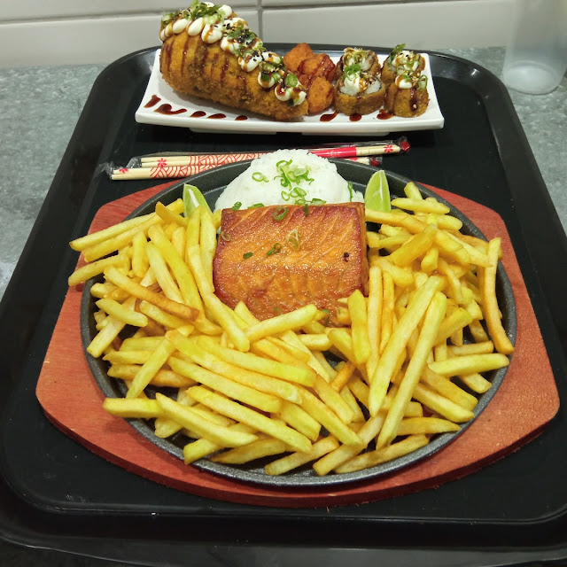 Teppan de Salmão Com Fritas