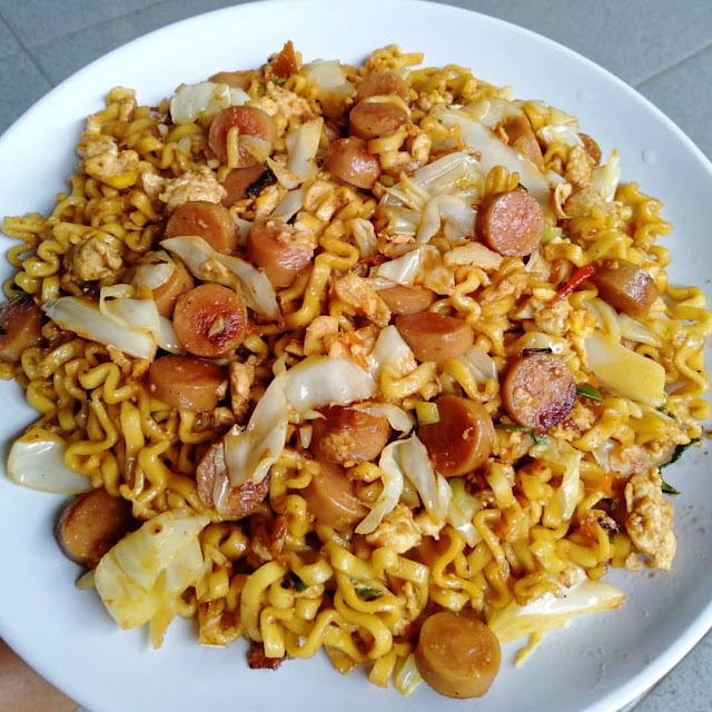 Nasi Goreng Sosis