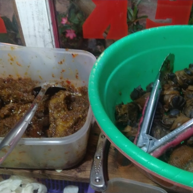 Bebek Goreng Dan Rica-Rica