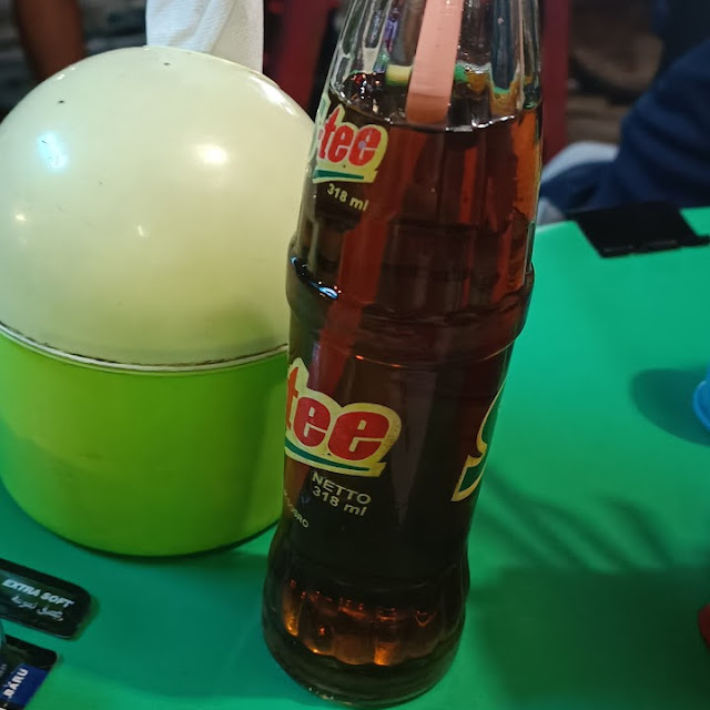 S-Tee