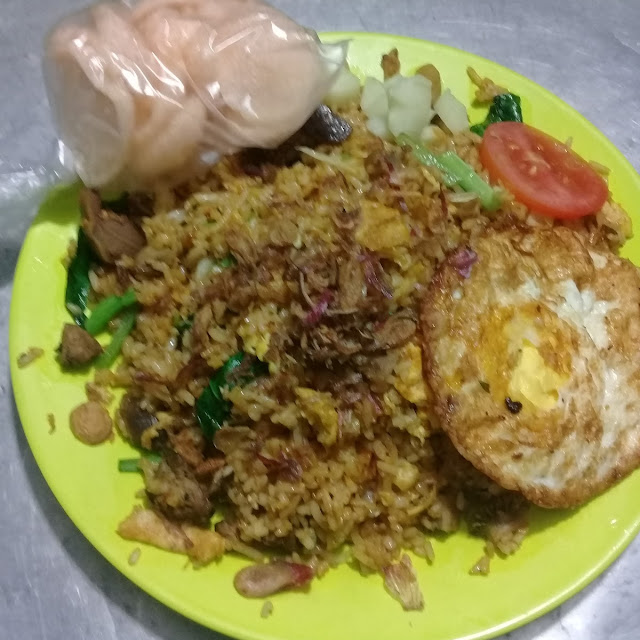 Nasi Goreng Telur Dadar