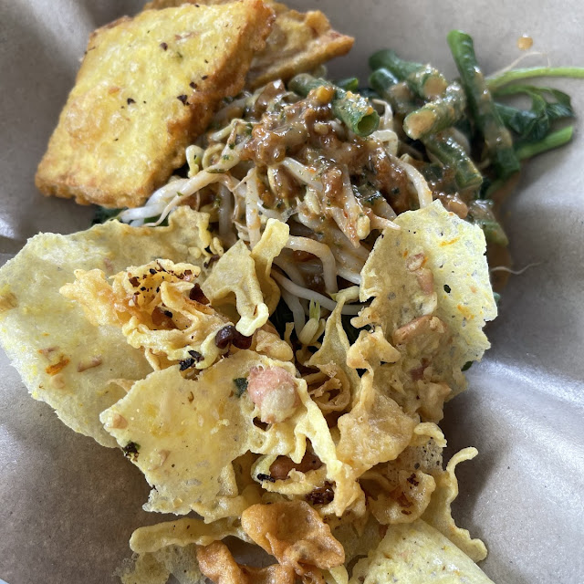 Nasi Pecel Telur