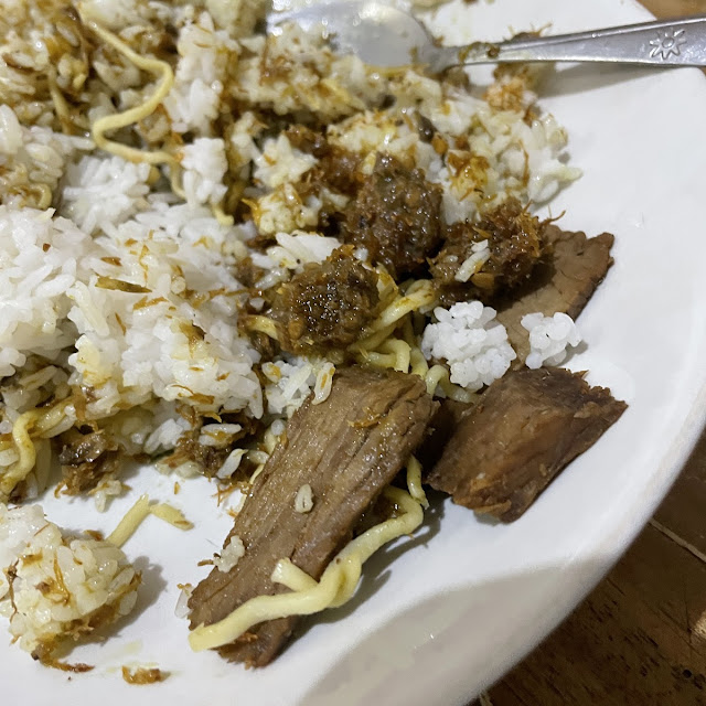 Nasi Jinggo Sapi