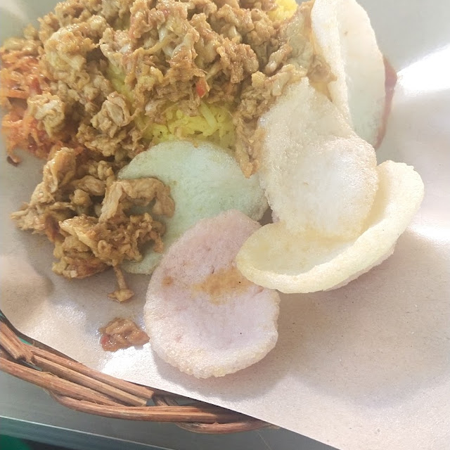 Nasi Kuning Telur Orak Arik