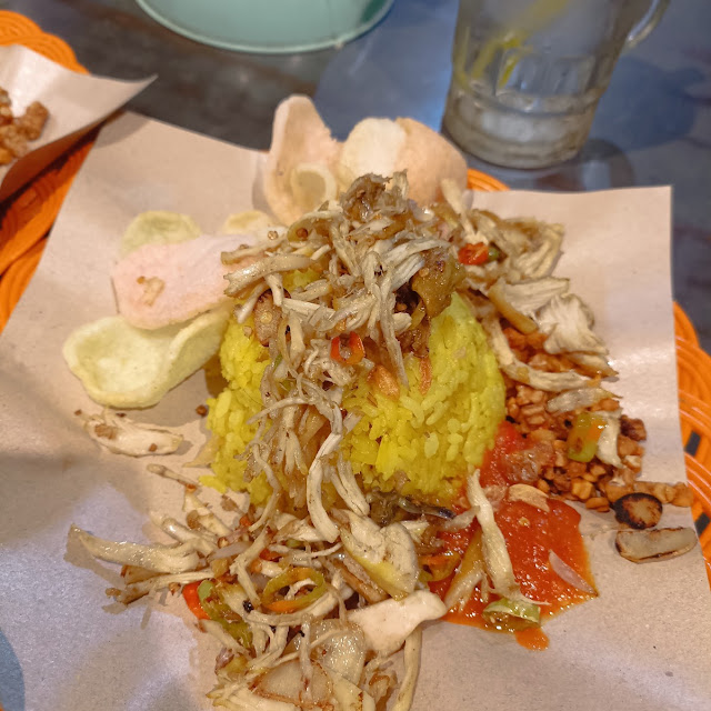 Nasi Kuning Ayam Bali