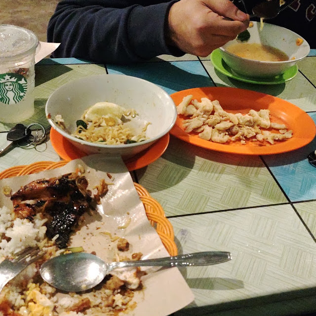 Nasi Uduk Telur Bakar