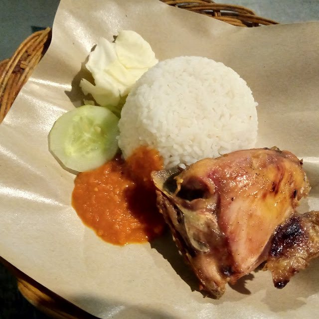 Nasi Ayam Penyet