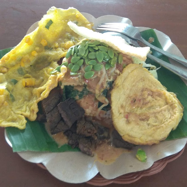 Nasi Pecel Madiun Dan Nasi Rawon