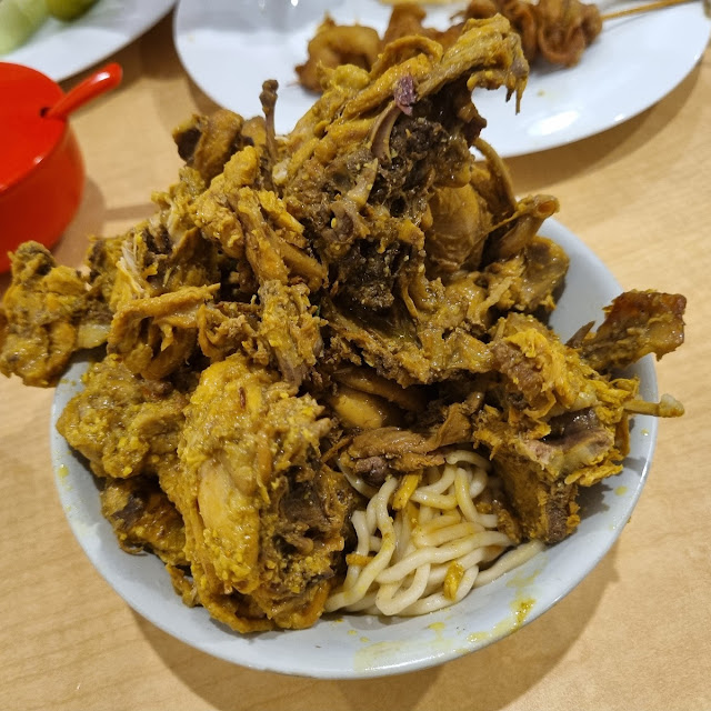 Mie Ayam Tulang Jumbo