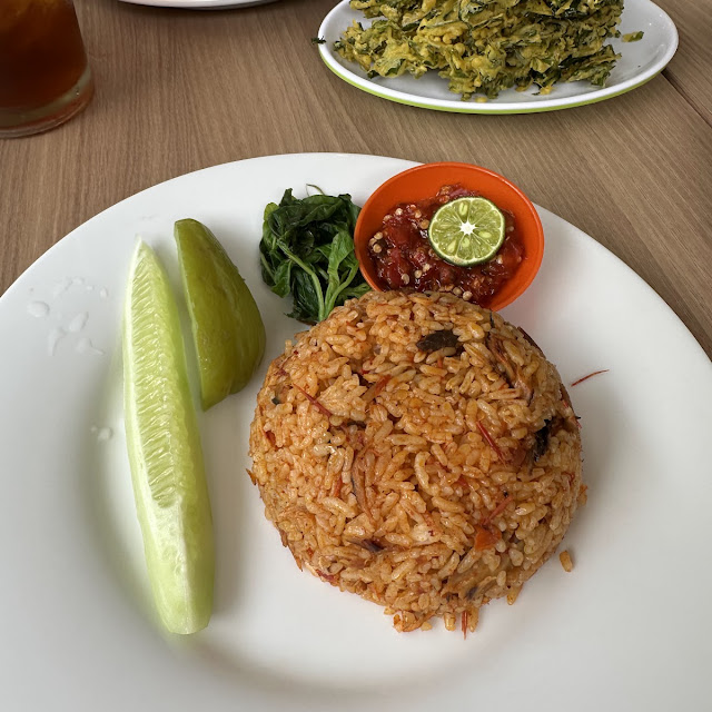 Nasi Tongkol Pedas