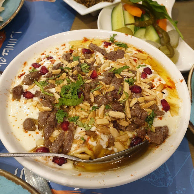 Fatteh Hummus with Meat