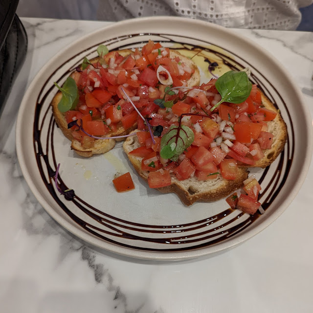 Breakfast Bruschetta