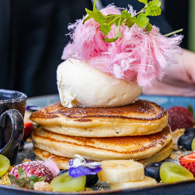 Pancakes on the Dock