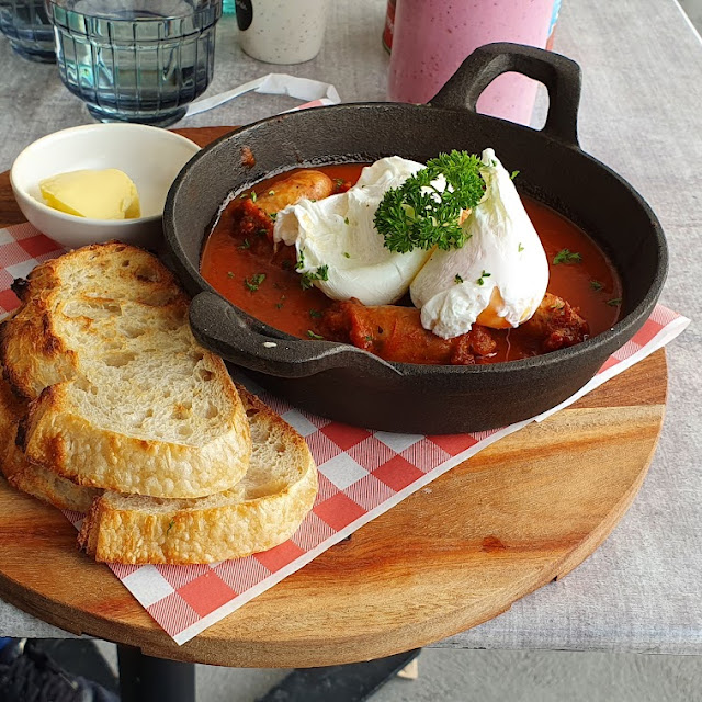 Eggs Italiano