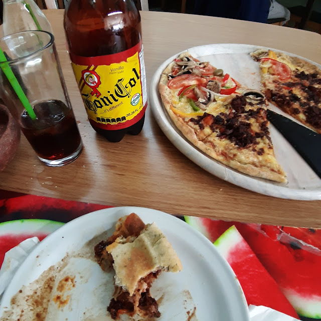 Pizza Y Tonicol