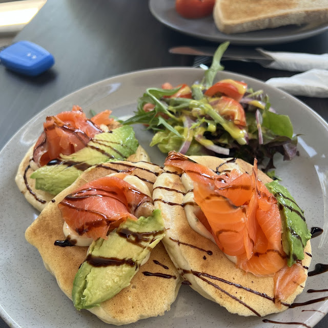 Salmon on Pancakes
