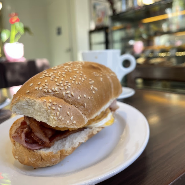 Bacon and Egg Rolls