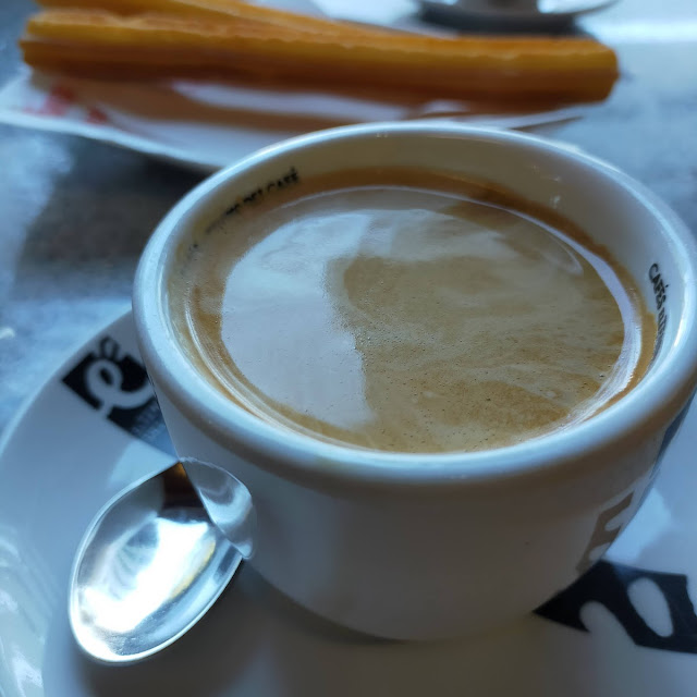 Café Con Leche Y Churros