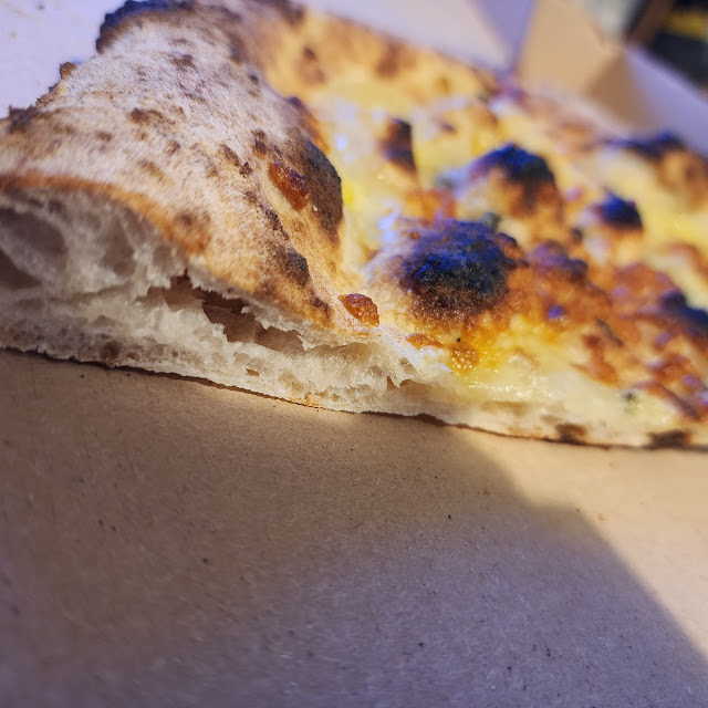 Pizza 4 Quesos