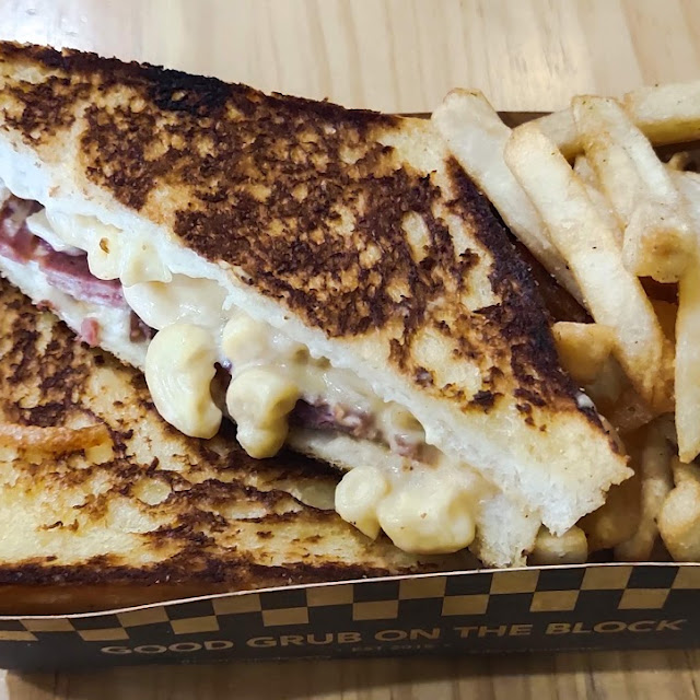 Grilled Mac and Cheese Sandwich with Beef Slice