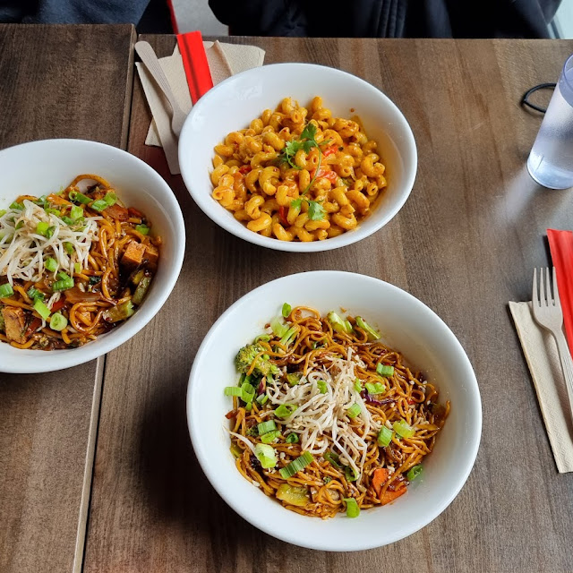 Spicy Peanut Noodle Box - V