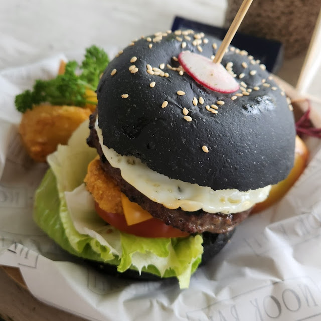 Big Nook Burger