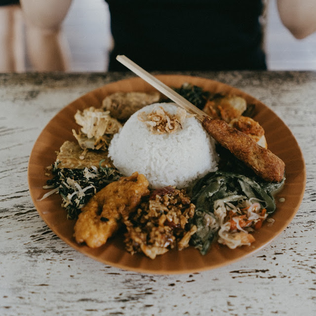 Nasi Campur Bali Ayam