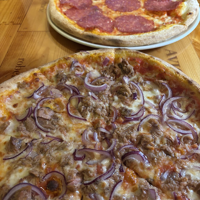 Pizza Tonno