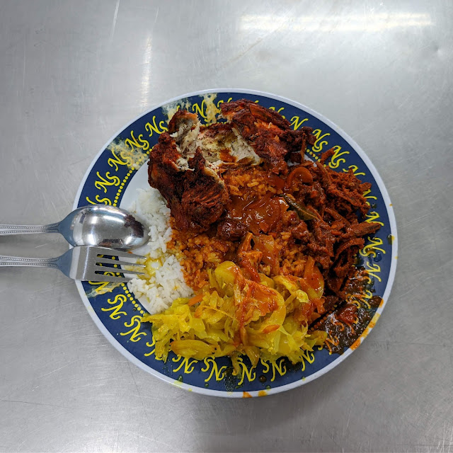 Nasi Kandar Ayam Goreng Kuah Campur