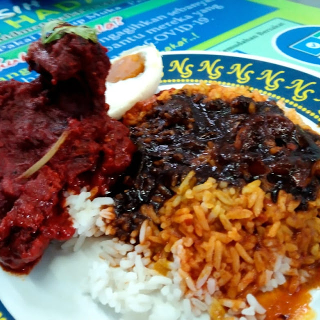 Nasi Kandar Ayam Bawang Telur Masin