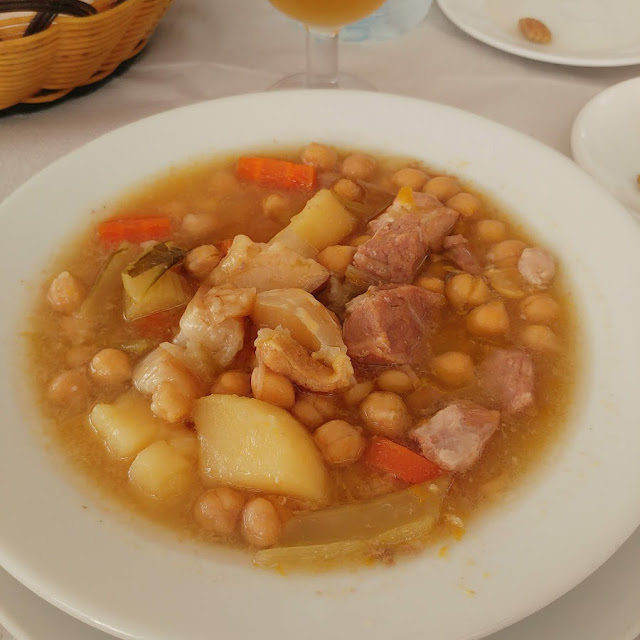 Potaje Garbanzos
