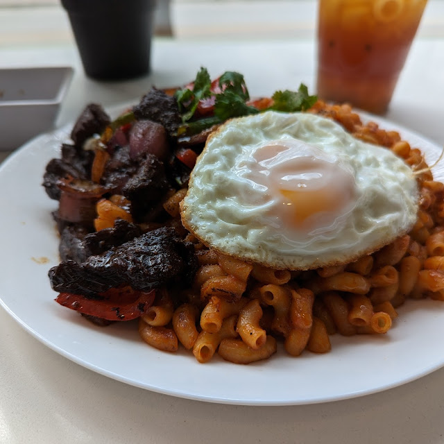 Nui Xao Bo Shaking Beef with Macaroni