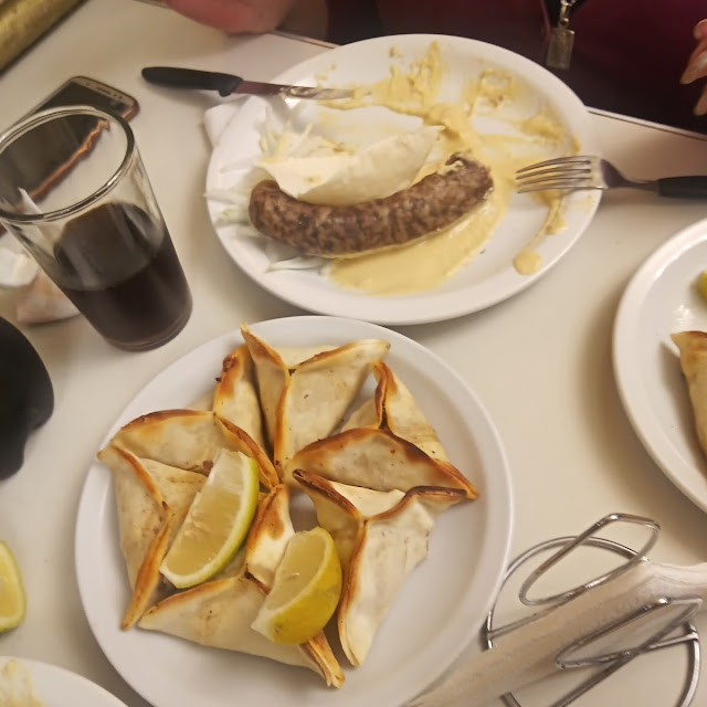 Empanadas Y Tripa Exquisitaa