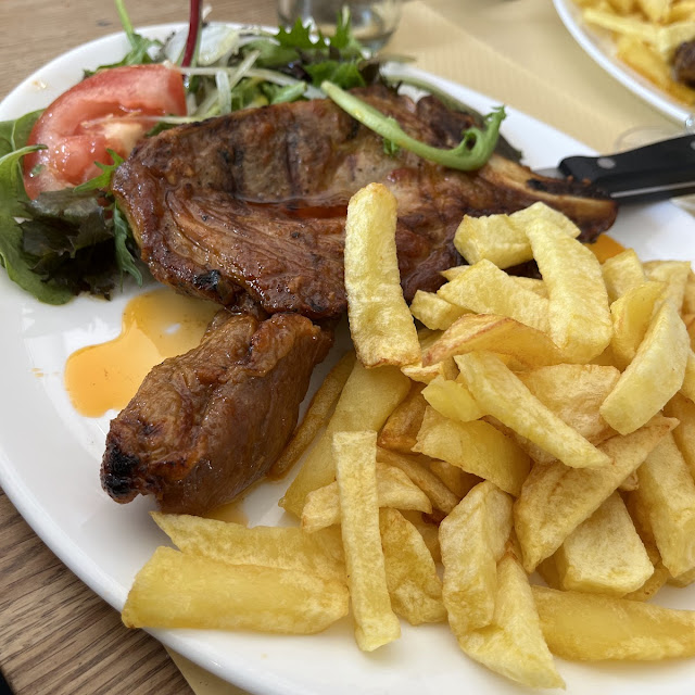 Côte de Porc Et Frites