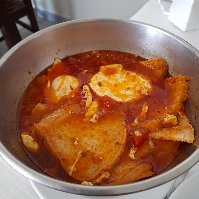 Sopas de Tomate Com Ovos