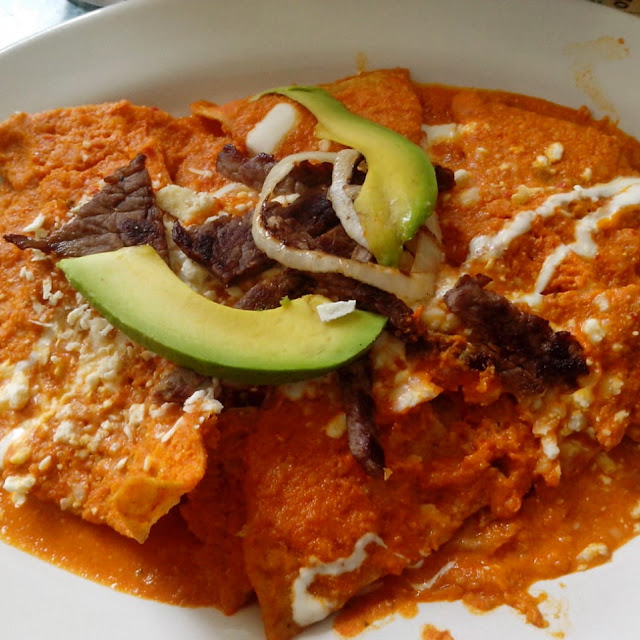 Chilaquiles Con Bistec