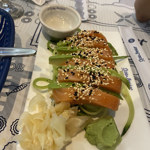 Seared Salmon Salad