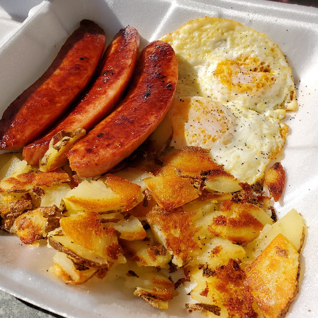 Hot Links Breakfast