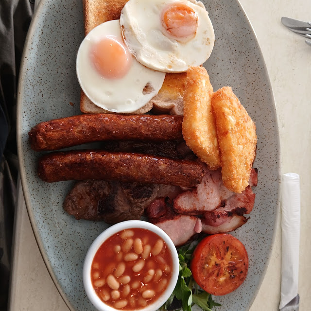 English Breakfast